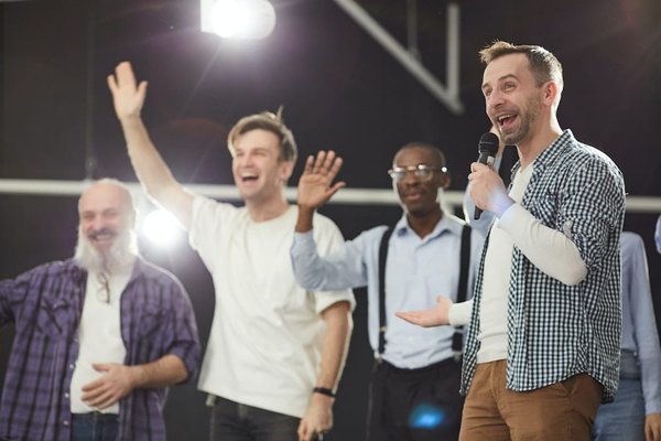 Quels sont les secrets pour encourager les enfants à participer activement au nettoyage et à l'organisation de la maison ?